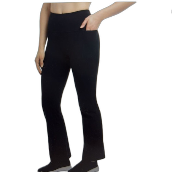 NWOT Jockey Active Yoga Pants Small Pockets Flare Leg Athleisure Black - Picture 1 of 8